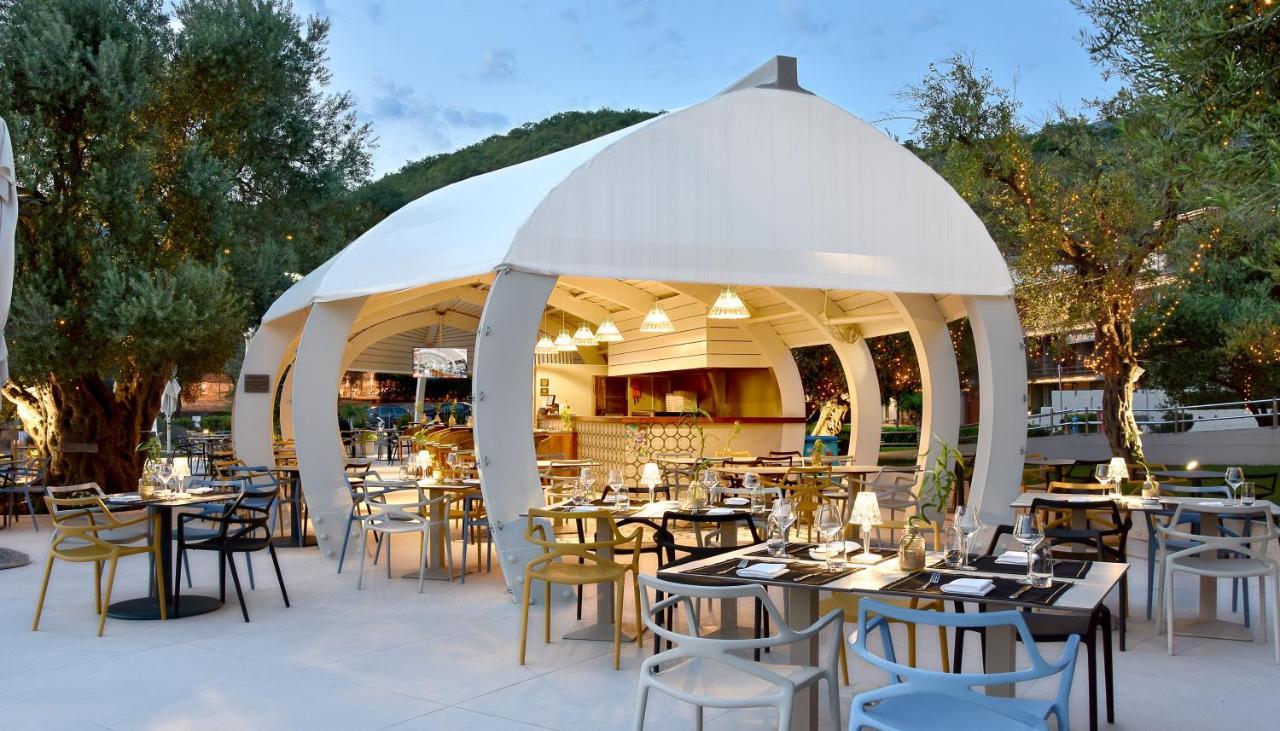 Maestral Resort & Casino Sveti Stefan Eksteriør billede